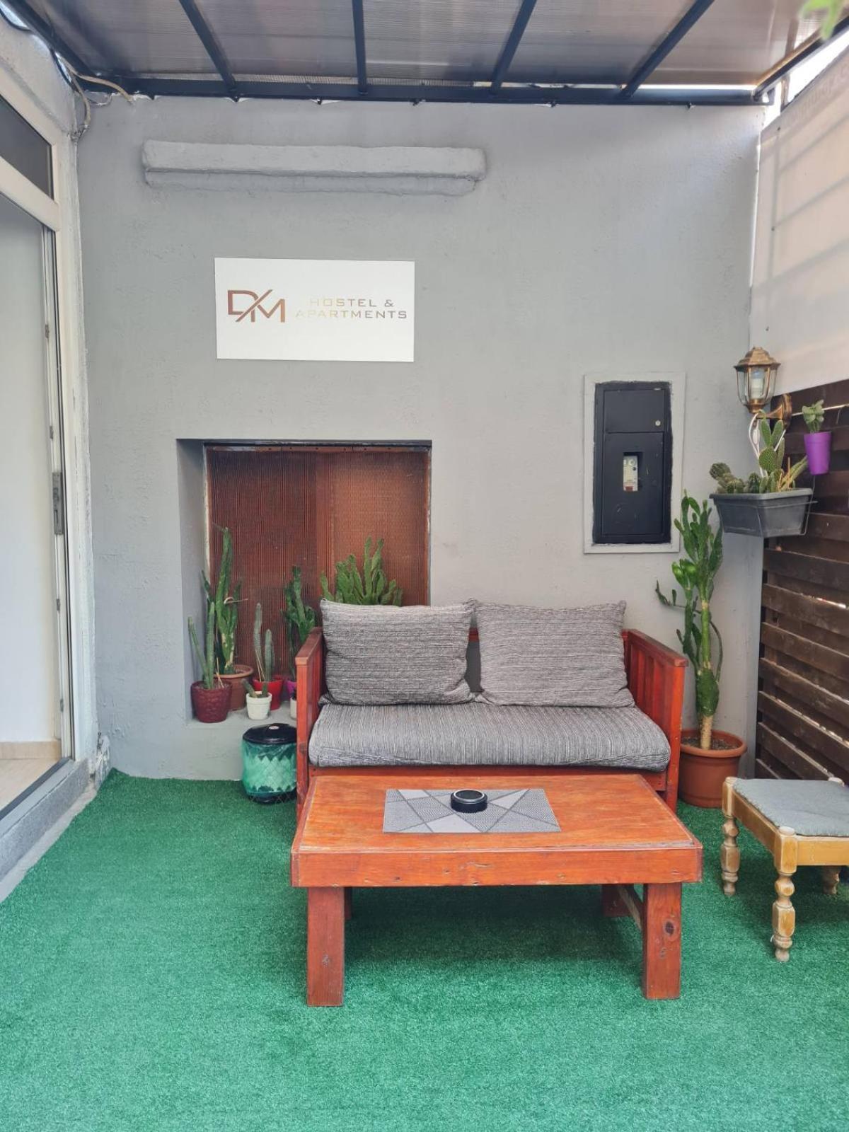 Dm Hostel And Apartments Skopje Zewnętrze zdjęcie