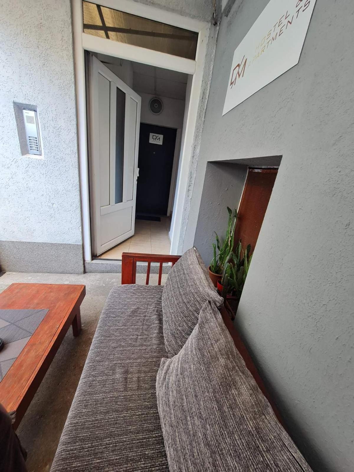 Dm Hostel And Apartments Skopje Zewnętrze zdjęcie